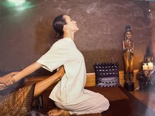 アザレア/タイ古式マッサージ