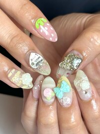 ガーリーネイル