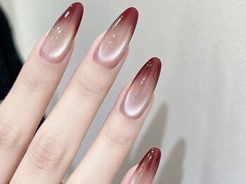 ミュウミュウ(miumiu)/冬限定ネイル特集