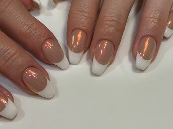 マッド 天満(MOD)/フレンチ+ベースオーロラ