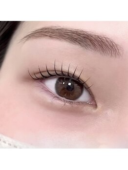 サンク デ リラ(Cinq de Lilas)/