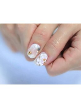 手描きアートが得意なサロン