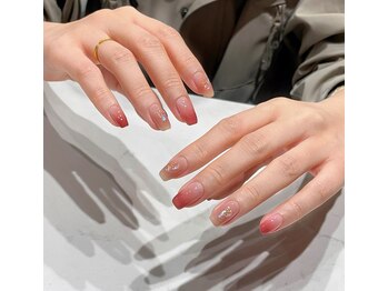 ドラネイル(Dola Nail)/