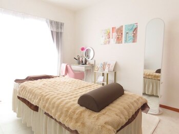 ナーチャー 久留米(Nurture)の写真/【花畑駅徒歩1分◎完全個室】最新機器x筋膜リペアx骨格調整で理想のバストラインに♪