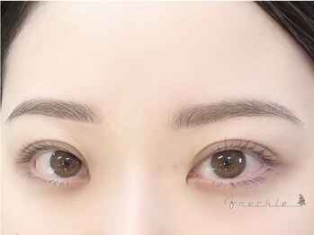 フレックル(freckle)の写真/初めてでも安心。丁寧なカウンセリングと施術で理想の美眉へ★大人女性に選ばれる満足度重視の優しいサロン