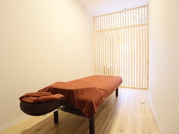 回復ボディ整体院(回復BODY整体院)/清潔感のある施術室
