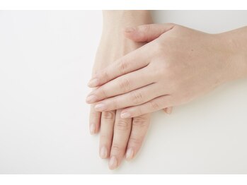 ナチュラル フット ネイル(Natural Foot Nail)/手を美しく見せるハンドエア