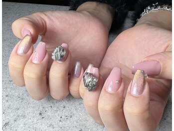 ネコブブスタジオ 上野御徒町(Neko_Bubu Studio)/