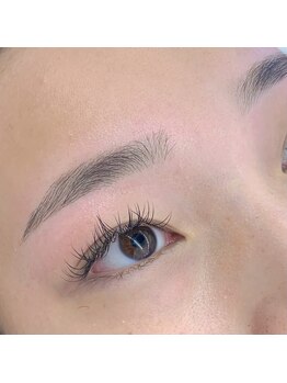 ブリック(BLICK)/すっぴんでも綺麗な眉