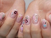 ミンスネイル(Mins Nail)/大人可愛いネイル