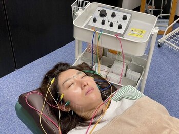 あき鍼灸整骨院の写真/【国家資格者による美容鍼】筋膜＆骨格へのアプローチで、ほうれい線・たるみを徹底ケア◎脱・老け見え！