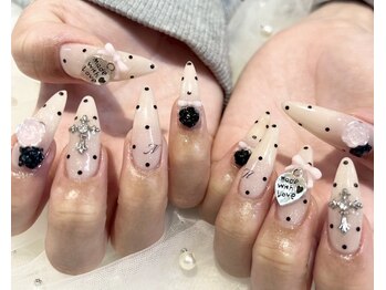 シエル(Ciel)の写真/ジャンル様々なパーツやカラーがあるからどんな持ち込みにも対応可★【フリーアート(ジェル/長さだし)】