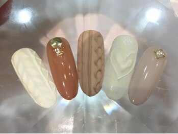 ラリュールネイル(L'Allure nail)/ニットネイル¥8200