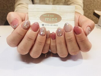 ネイルアンドアイ ミント(nail＆eye mint)/フラワーネイル