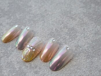 カトルナフ(quatre fois neuf)/トレンドシェルニュアンスネイル