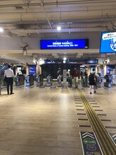 京阪枚方市駅からのご案内♪