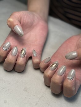 アールドットジーネイル(R.G NAIL)/