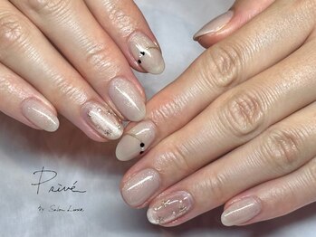 プリヴェ バイ サロンリュクス(Prive by Salon Luxe)の写真/大人女性も納得のクォリティ、手元が気になる年代にこそ愛される実績12年♪2席のみのパラジェル登録サロン