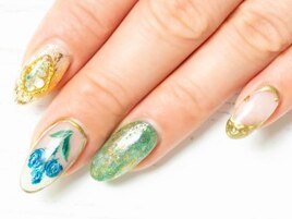 アンティーク風一輪花ネイル