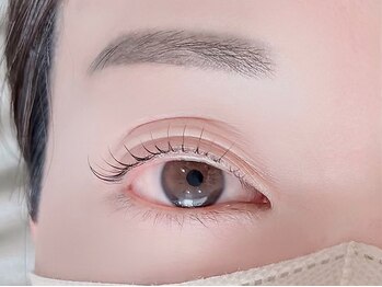 アイム(eyem)の写真/あなたの魅力を引き立てる、理想の眉毛デザインをご提供!眉毛の形や毛量で悩んでいる方におすすめです◎