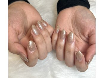 ラズワルド(Lazward)/ちゅるきら＊ベージュネイル