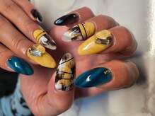 ネイルサロン ホロホロ(..HOlo HOlo..)/個性派アート