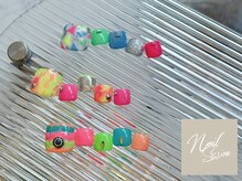 ネイルセッション(nail session)/ネオン系夏フット