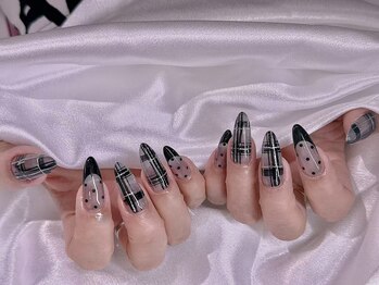 エムズ ネイルサロン(M2)/長さだし“シースルーチェック”