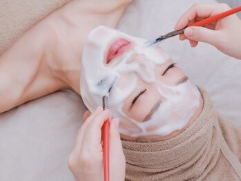 アンバインド(Unbind)の写真/繰り返すシミ・くすみに◎透明感あふれる明るい素肌へ