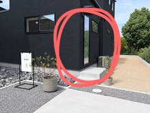 グリーフ(Gleef)の雰囲気（サロンの入口です。赤丸のドアのチャイムを押してください♪）