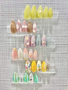 リルモ(RELUMO)の写真/流行りの上品の大人ネイル！月に六種類季節ネイルを更新♪定額ネイルをご提供！