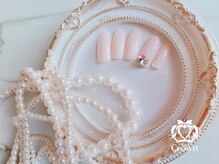 クラウン(Crown)/ビジューネイル