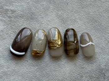 アールラッシュ アンド アールネイル(Rlash & r.nail PRODUCED BYα)/レトロ・ニュアンス