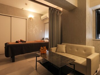 ブルースカイ(Blue sky)/アロマリンパマッサージ