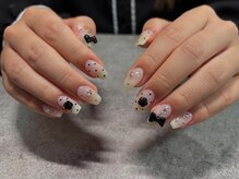 ココネイル(Koco Nail)/ドットリボンネイルデザイン