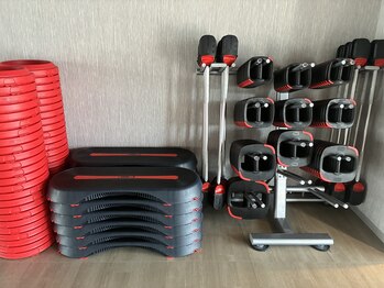 スタジオ ティーズアールエフ(STUDIO T’zRF)/