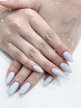 リノ(Lino)/ホワイトブルーネイル