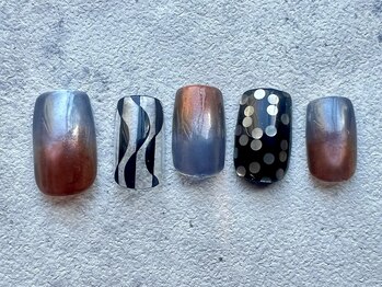 シープラスエー(C+A)/モード系ドットネイル