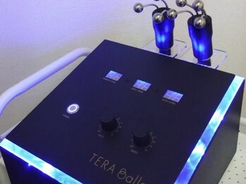 ユーアンドミー(You&Me)の写真/話題のテラボーラーでリフトアップ効果速攻実感！むくみやたるみを改善して輪郭美人に☆お肌の美白効果も◎