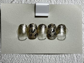 平日12時～16時限定デザイン