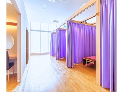 レイプラス イオン卸町店(RAY PLUS)の写真