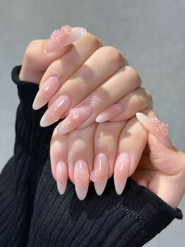 チークネイル ¥8000~☆