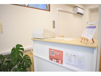 雑色カイロプラクティック整体院/受付