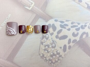 ネイルサロン&スクール ジーナ(GINA)/グレー×ボルドー