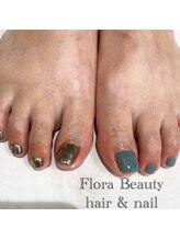 フローラビューティ(Flora Beauty)/ミラーフットネイル【岡山】