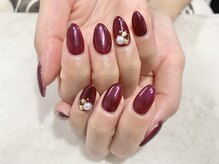 パリュール ローズ西新宿店(Parure)/ワンカラー+ストーン10粒 ￥6270