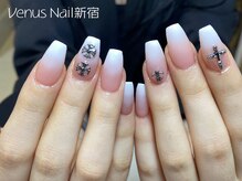 ヴィーナスネイル(Venus Nail)/長さだしベイビーブーマー
