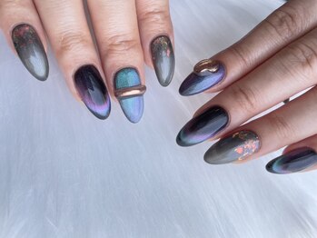 ネイルズ とんぷそん/多彩な光マグネットジェル♪