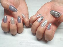 アンドット(anDot.)/キラキラ雪の結晶ネイル