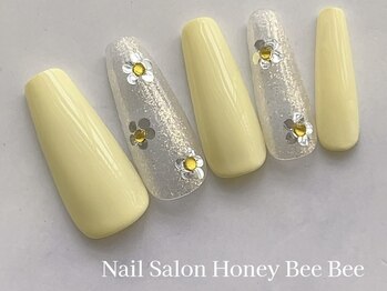 ハニービービー(Honey Bee Bee)/パステルフラワーネイル
